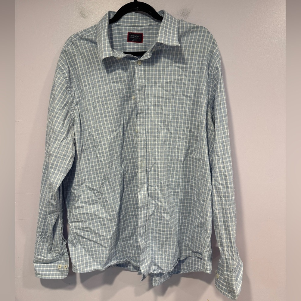 Blue‎ and white Untuckit button down